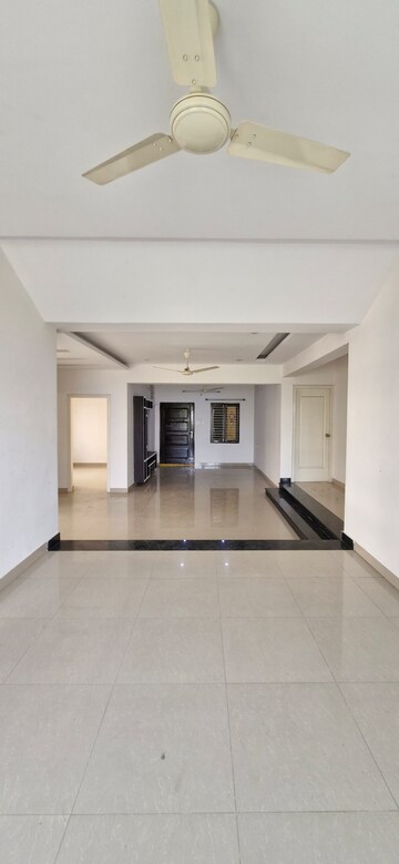 Building Lobby in 3 BHK Builder Floor at Kondapur – for Rent