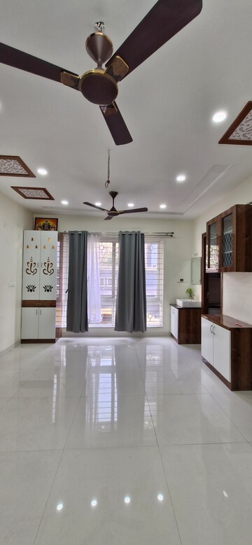 Furnished Amenities in 2 BHK Builder Floor at Kondapur – for Rent