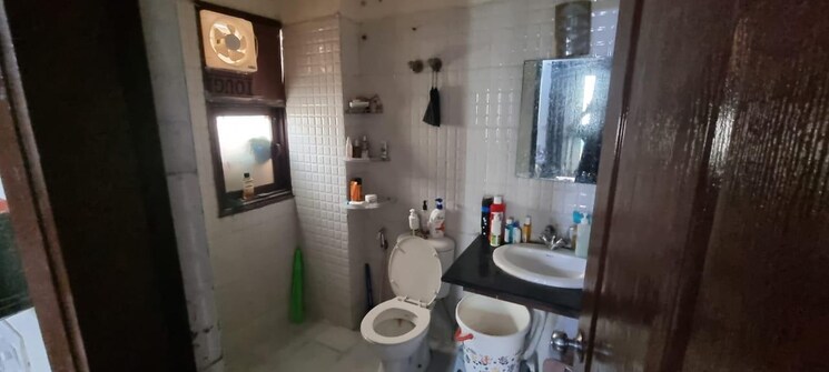 Bathroom, rps-savana 3 Bedroom 1416 Sq.Ft. Apartment In Sector 88 Faridabad 8072020