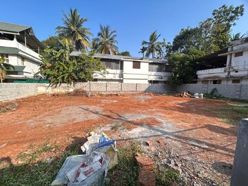  Plot For Sale in Nellikunnu