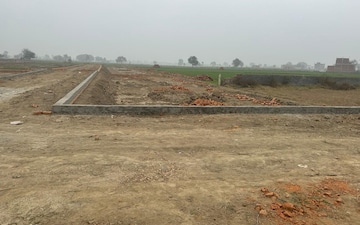 Plot For Sale in Sector 15a