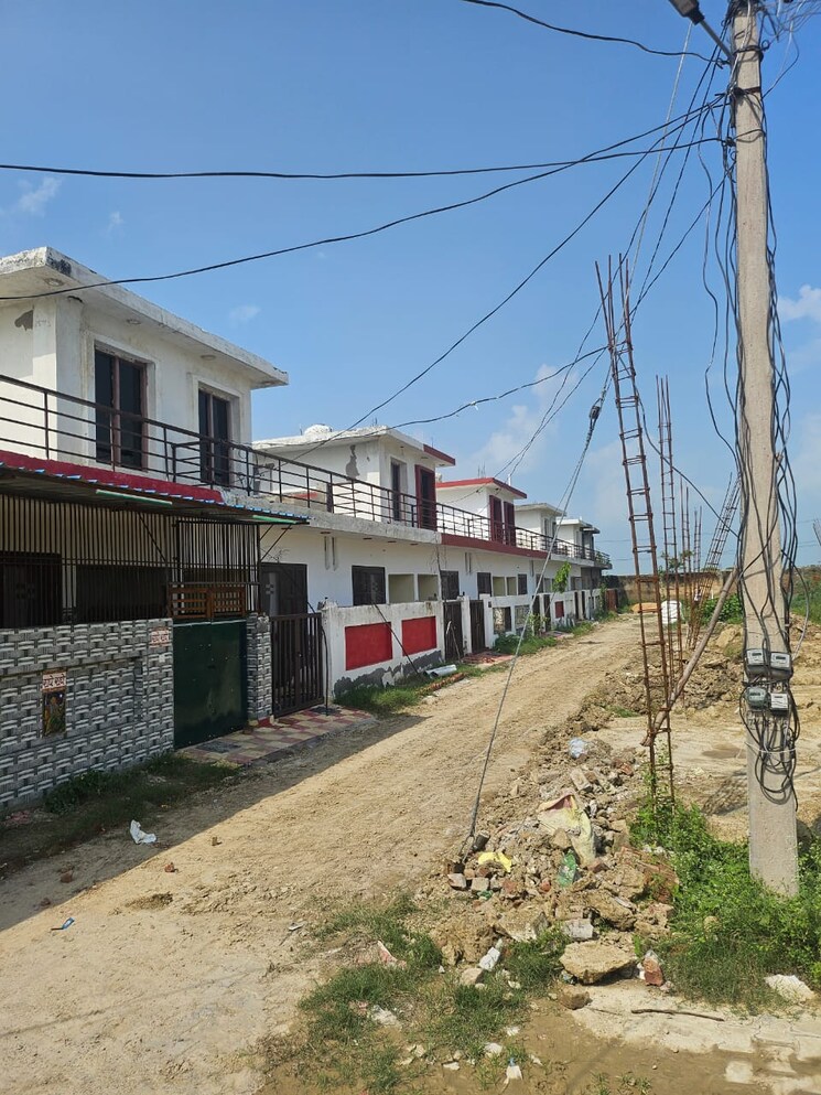 Exterior View, barsana  125 Sq.Yd. Plot In Barsana Mathura 8072127