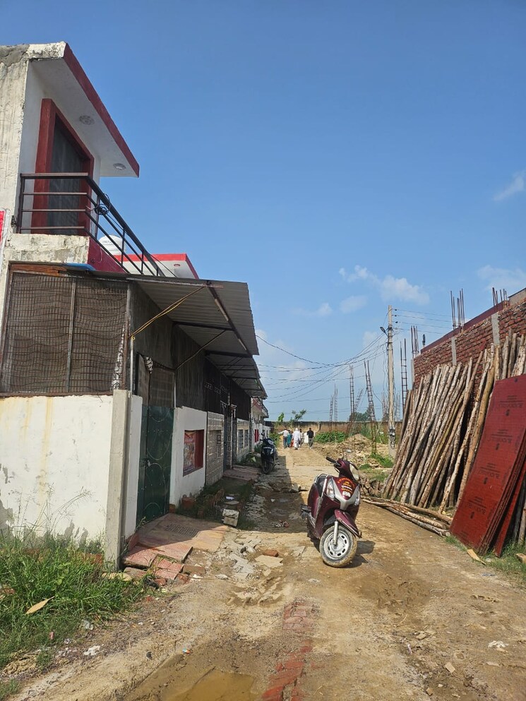 Exterior View, barsana  125 Sq.Yd. Plot In Barsana Mathura 8072127