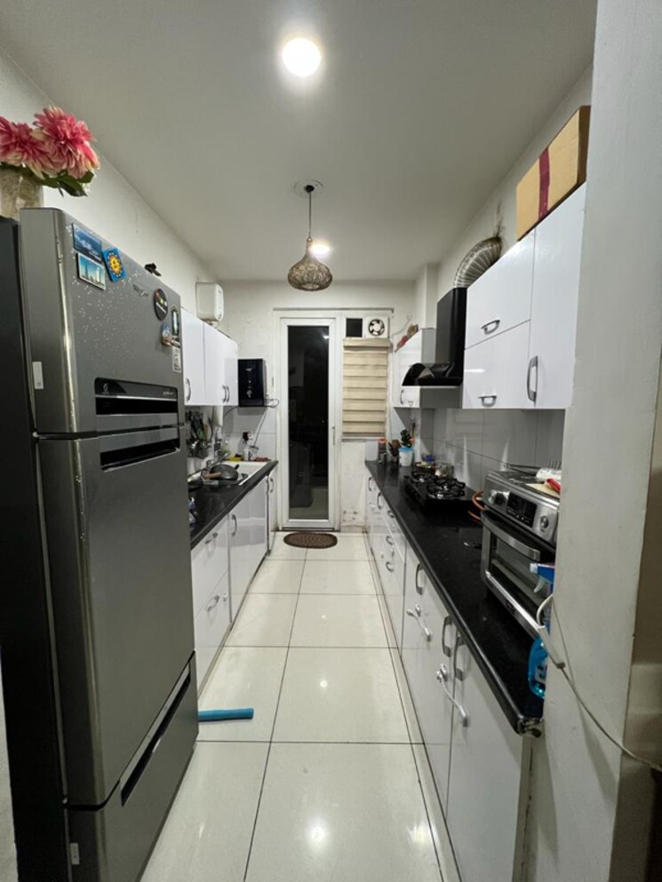 Balcony, motiaz-royal-citi 3 Bedroom 1910 Sq.Ft. Apartment In Nagla Road Zirakpur 8072190