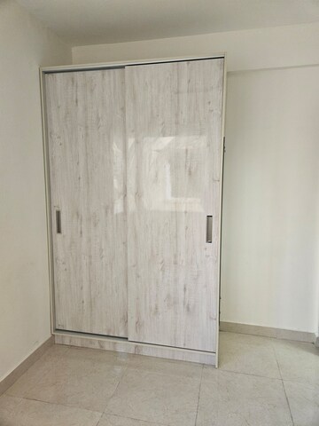 Room in 2 BHK Apartment at Signature Global Orchard Avenue, Sector 93 – for Rent