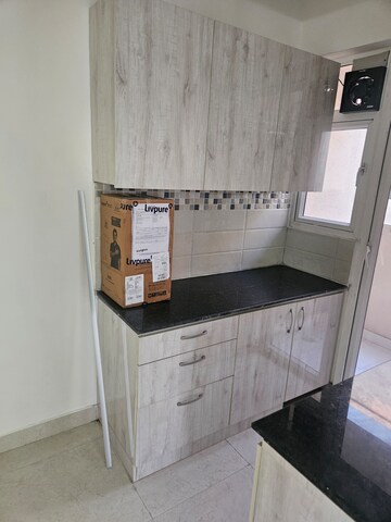 2 BHK Apartment For Rent in Signature Global Orchard Avenue, Sector 93