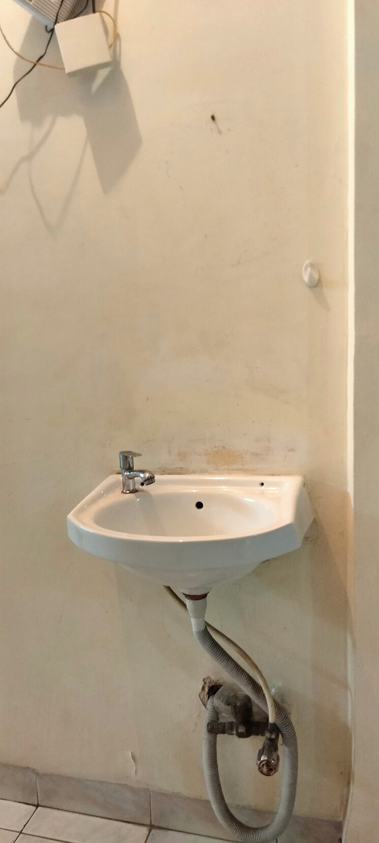 Bathroom, gokul-nagari-1 1 Bedroom 418 Sq.Ft. Apartment In Kandivali East Mumbai 8072237