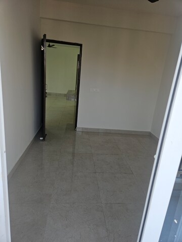 Room in 2 BHK Apartment at Signature Global Orchard Avenue, Sector 93 – for Rent