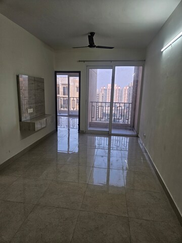 Room in 2 BHK Apartment at Signature Global Orchard Avenue, Sector 93 – for Rent