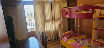 Bedroom in 2 BHK Apartment at SectoR-27 – for Rent