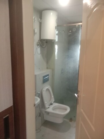 Bathroom in 3 BHK Independent House at Gomti Nagar – for Rent