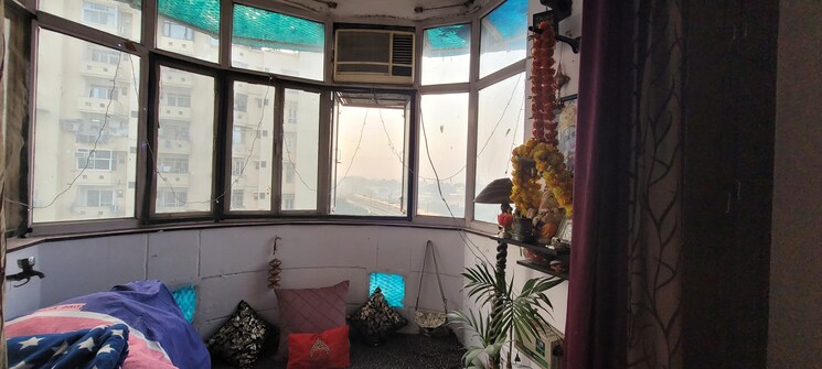 Balcony, supertech-rameshwar-orchids 2 Bedroom 1000 Sq.Ft. Apartment In Dabur Chowk Ghaziabad 8072430