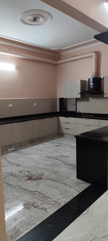 Kitchen in 4 BHK Independent House at Gomti Nagar – for Rent