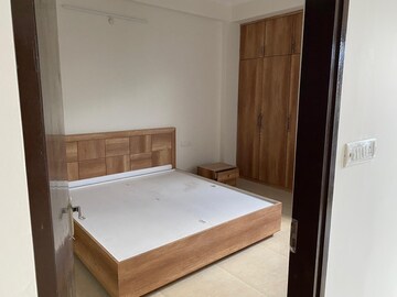 Bedroom in 6+ BHK Independent House at Gomti Nagar – for Rent