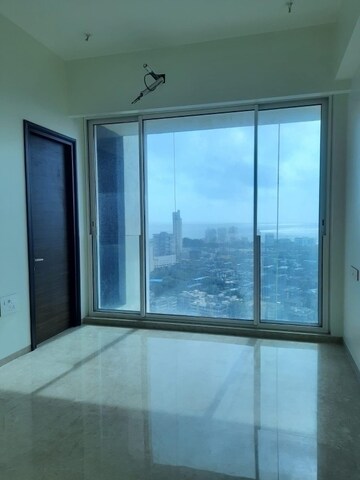 Room in 4 BHK Apartment at Raheja Imperia, Worli – for Sale