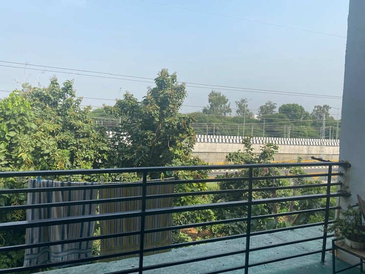 Balcony, ashoka enclave 3 Bedroom 250 Sq.Yd. Builder Floor In Ashoka Enclave Faridabad 8072681