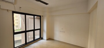 Room in 2.5 BHK Apartment at HS Alag, Ghatkopar East – for Rent