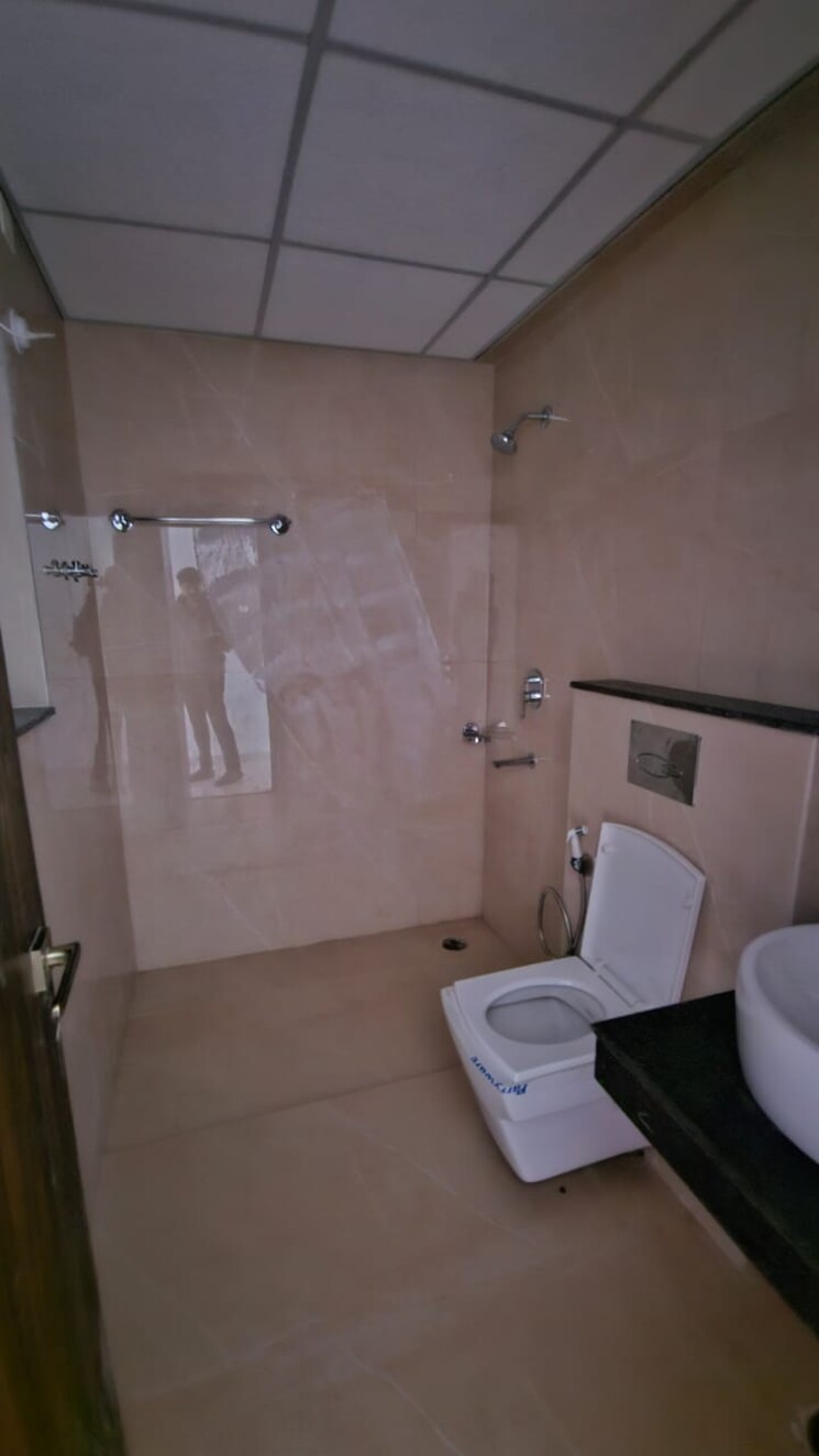 Bathroom, rishita-manhattan 2 Bedroom 1099 Sq.Ft. Apartment In Gomti Nagar Lucknow 8072706