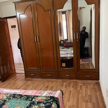 Bedroom in 3 BHK Apartment at Navjeevan Vihar – for Rent