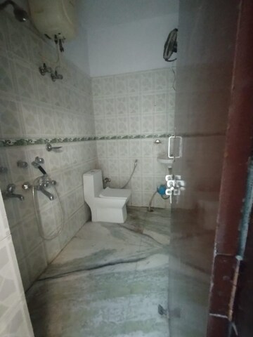 Bathroom in 2 BHK Independent House at Gomti Nagar – for Rent