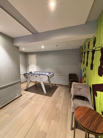 Team Area in 2 BHK Apartment at Kalpataru Paramount, Kapur Bawdi – for Rent