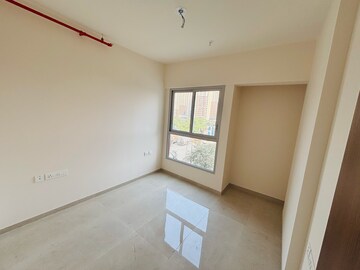 Room in 2 BHK Apartment at Piramal Vaikunth, Ashok Nagar – for Rent
