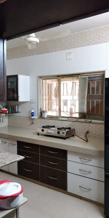 Kitchen in 4 BHK Villa at Sadar Bazar – for Rent
