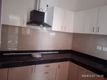Kitchen in 3 BHK Apartment at Omaxe R2, Gomti Nagar – for Rent