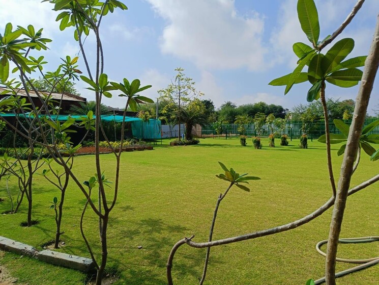 Garden, sushant golf city 2 Bedroom 1276 Sq.Ft. Apartment In Sushant Golf City Lucknow 8072785