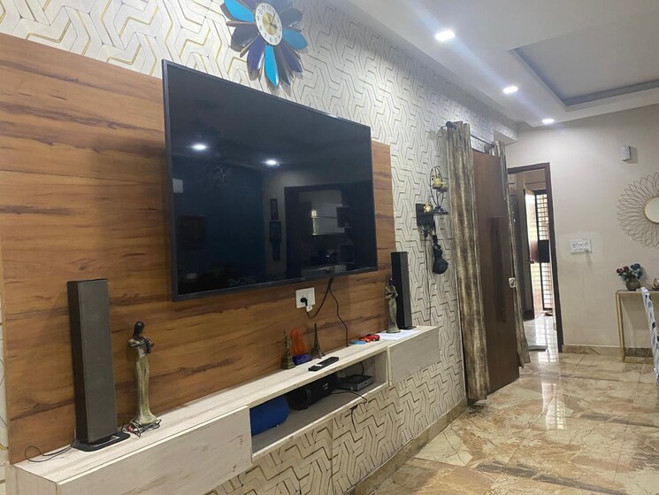 Kitchen, ashoka enclave 3 Bedroom 250 Sq.Yd. Builder Floor In Ashoka Enclave Faridabad 8072850