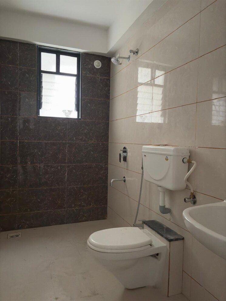 Bathroom, mont-vert-grande 3 Bedroom 1500 Sq.Ft. Apartment In Pashan Sus Road Pune 8072887
