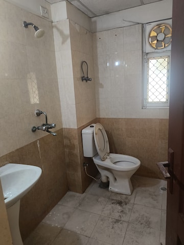 Bathroom in 3 BHK Apartment at Gardenia Golf City, Sector 75 – for Rent