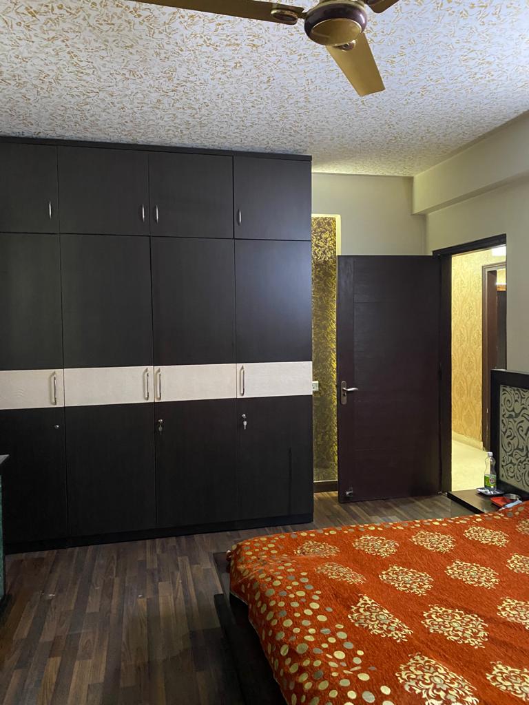 3.5 BHK + Pooja Room Builder Floor For Sale in Shri Ram Property 