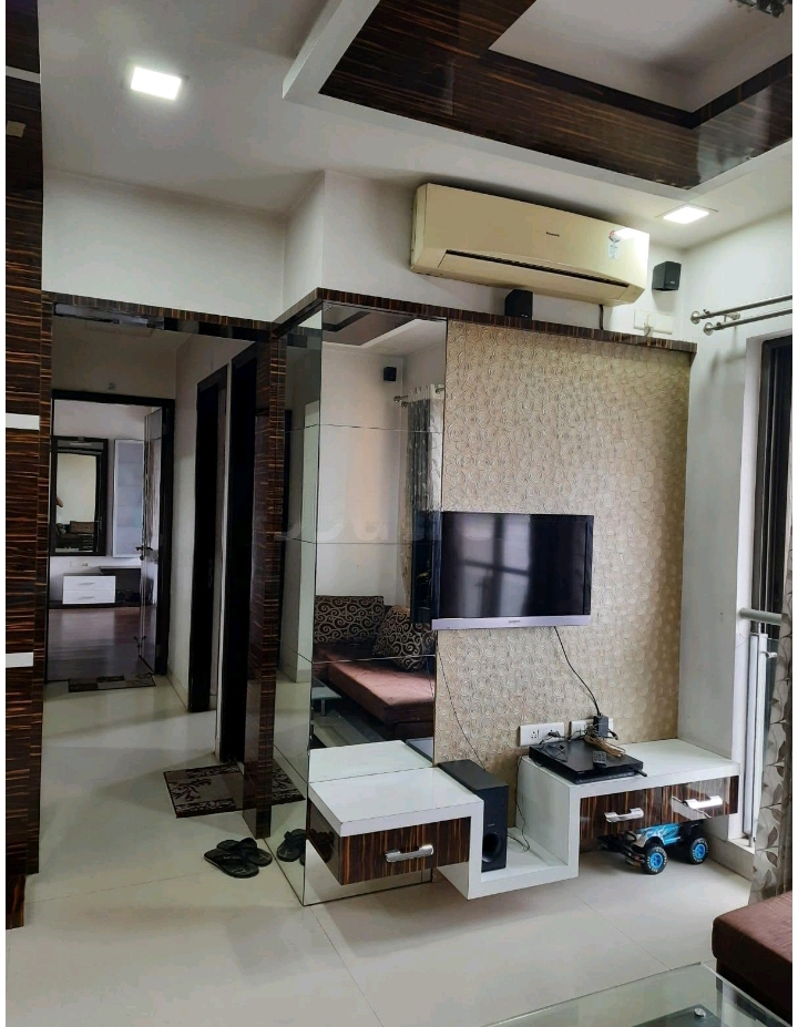 1 BHK + Pooja Room Apartment For Sale in Lodha Splendora