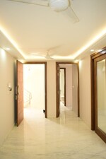 3 BHK + Servant Room 1800 Sq.Ft. Builder Floor in Lajpat Nagar III