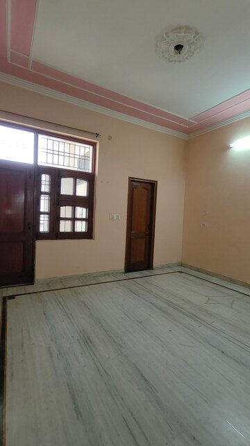 Room in 2 BHK Builder Floor at Urban Estate Dugri – for Rent
