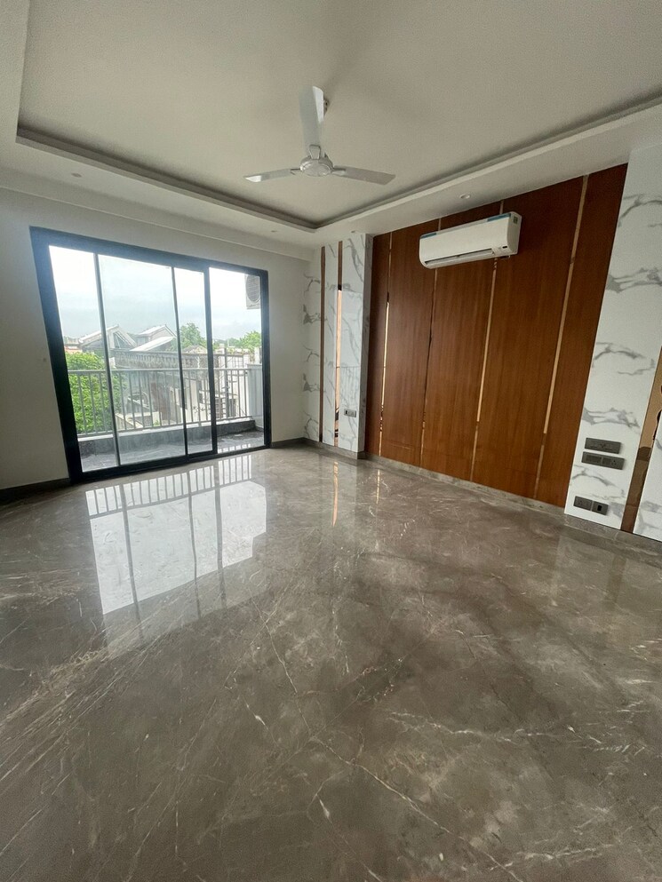 Room, ansal-sushant-floors 6+ Bedroom 502 Sq.Yd. Independent House In Sushant Lok ii Gurgaon 8073017
