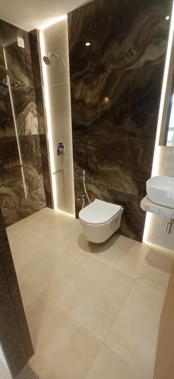 Attached Bathroom in 3.5 BHK Apartment at Safal Golf Residences, Chembur – for Sale