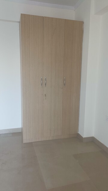 Room in 3 BHK Apartment at Gardenia Gateway, Sector 75 – for Rent