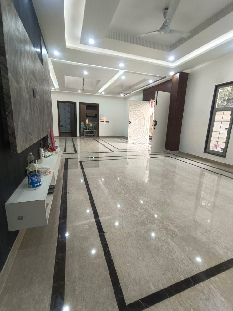 Kitchen, sainik farm 4 Bedroom 4000 Sq.Ft. Independent House In Sainik Farm Delhi 8073102