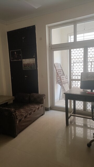Living Room in 2 BHK Apartment at Amrapali Silicon City, Sector 76 – for Rent