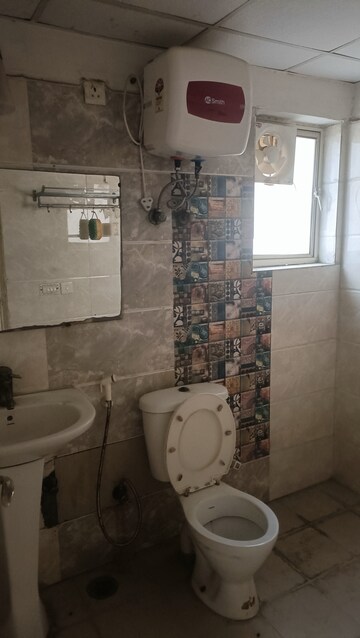 Bathroom in 2 BHK Apartment at Amrapali Silicon City, Sector 76 – for Rent