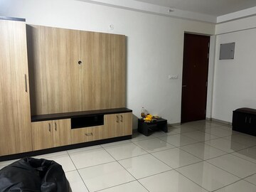 2 BHK Apartment For Rent in Prestige Royale Gardens, Gantiganahalli