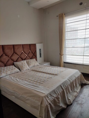 Bedroom in 2 BHK Apartment at Kharar – for Rent