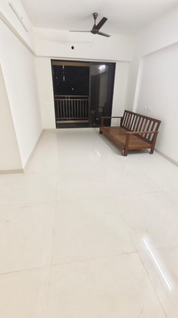 Room in 1 BHK Apartment at Naupada – for Rent