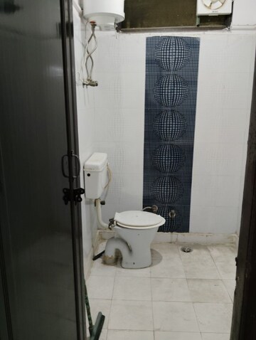 Bathroom in 2.5 BHK Apartment at Ganesh Nagar – for Rent