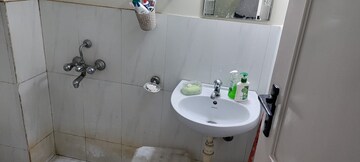 Master Bedroom in 1 BHK Apartment at Panch Pakhadi – for Rent