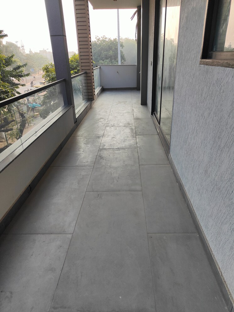 Balcony, palam-vihar-residents-association 4 Bedroom 3000 Sq.Ft. Builder Floor In Palam Vihar Gurgaon 8073215