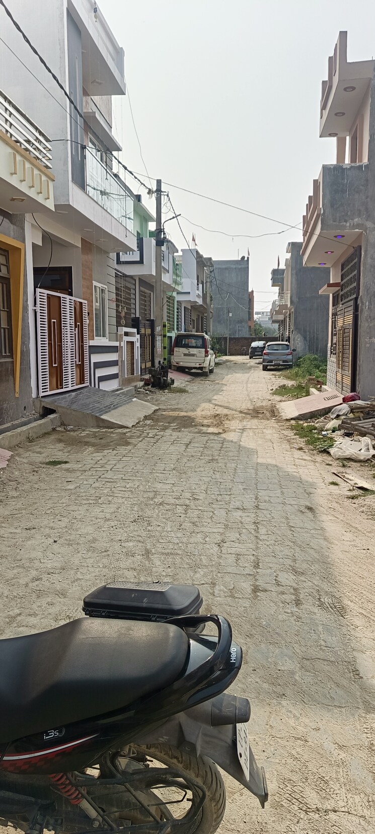  Parking, gaurabagh 2 Bedroom 900 Sq.Ft. Independent House In Gaurabagh Lucknow 8073278