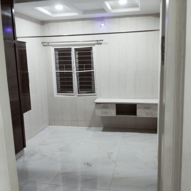 Room, vijayanagar colony 3 Bedroom 165 Sq.Yd. Independent House In Vijayanagar Colony Hyderabad 8073302